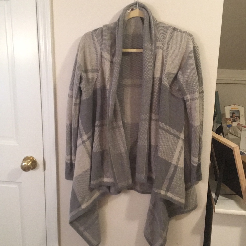 Merona Grey Plaid Cardigan